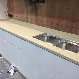 Quartz stone tea leaf kitchen countertop