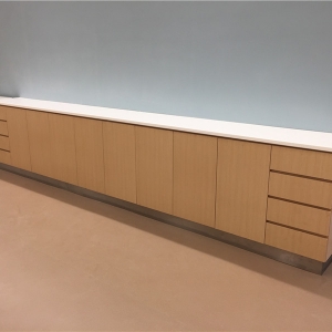 Hospital cabinet